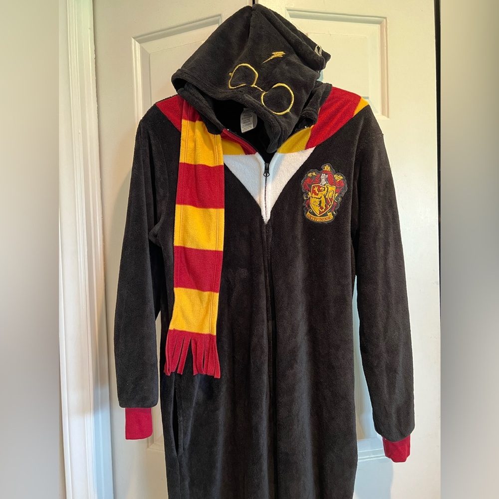 One Pc ! Zip-Up ⚡️HARRY POTTER 🤓 Gryffindor Hoodie Pajamas /Costume w Patch